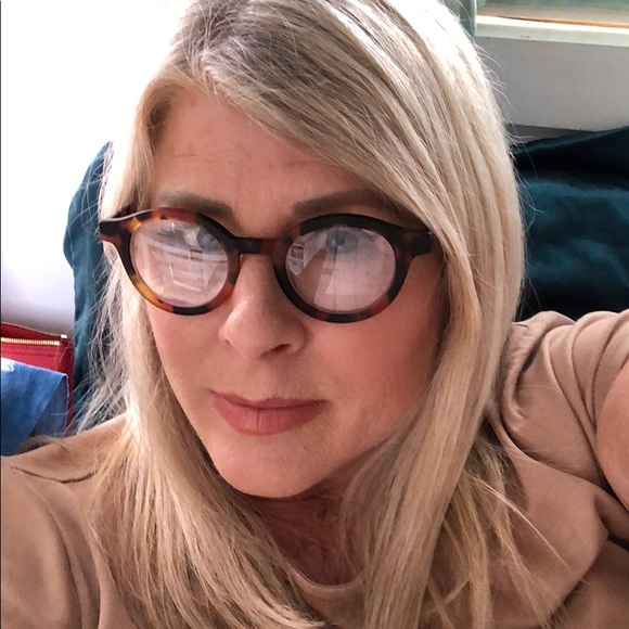 Meet your Posher, Paula - Picture 1 of 1